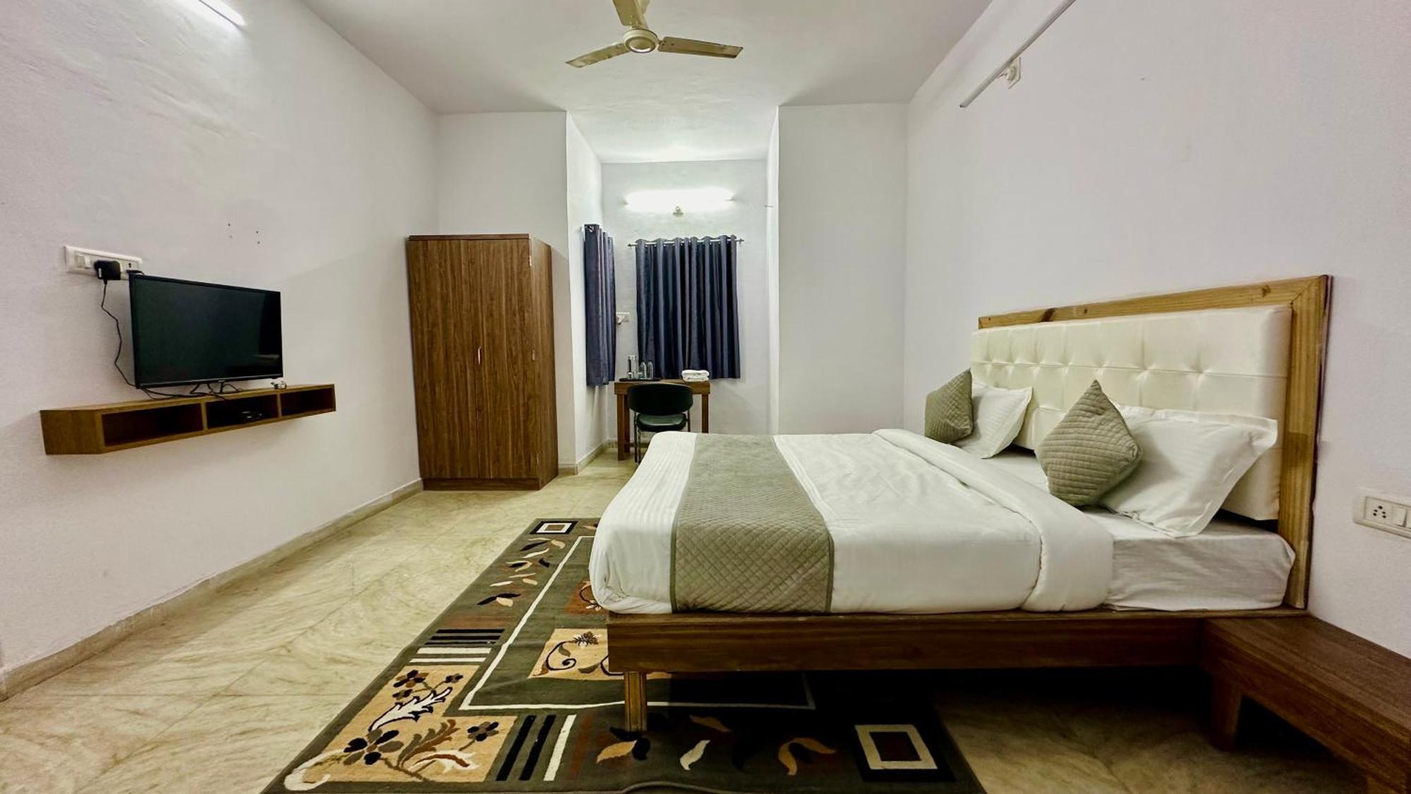 The Burj Resort Luxurious Stay Udaipur Extérieur photo