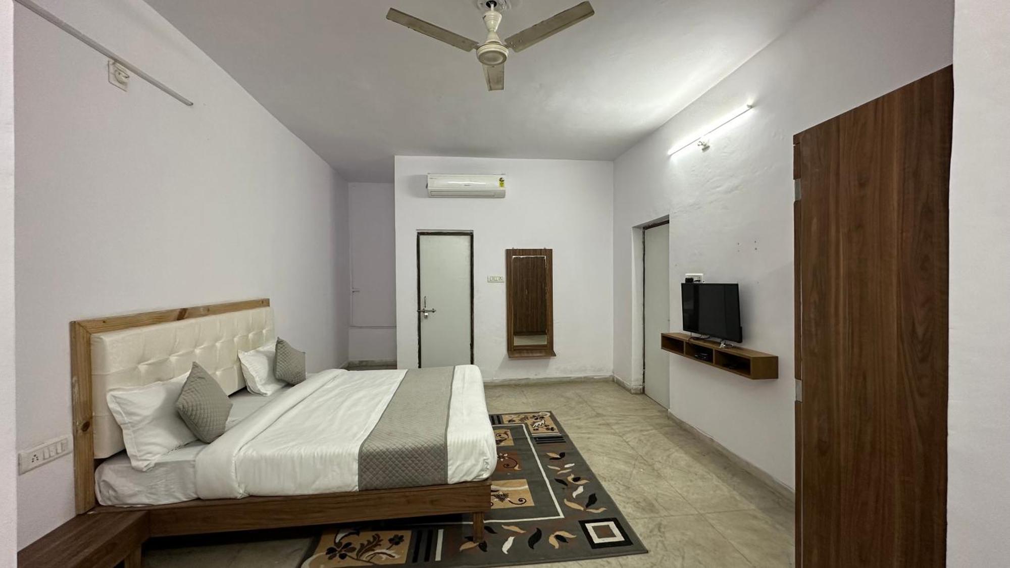 The Burj Resort Luxurious Stay Udaipur Extérieur photo