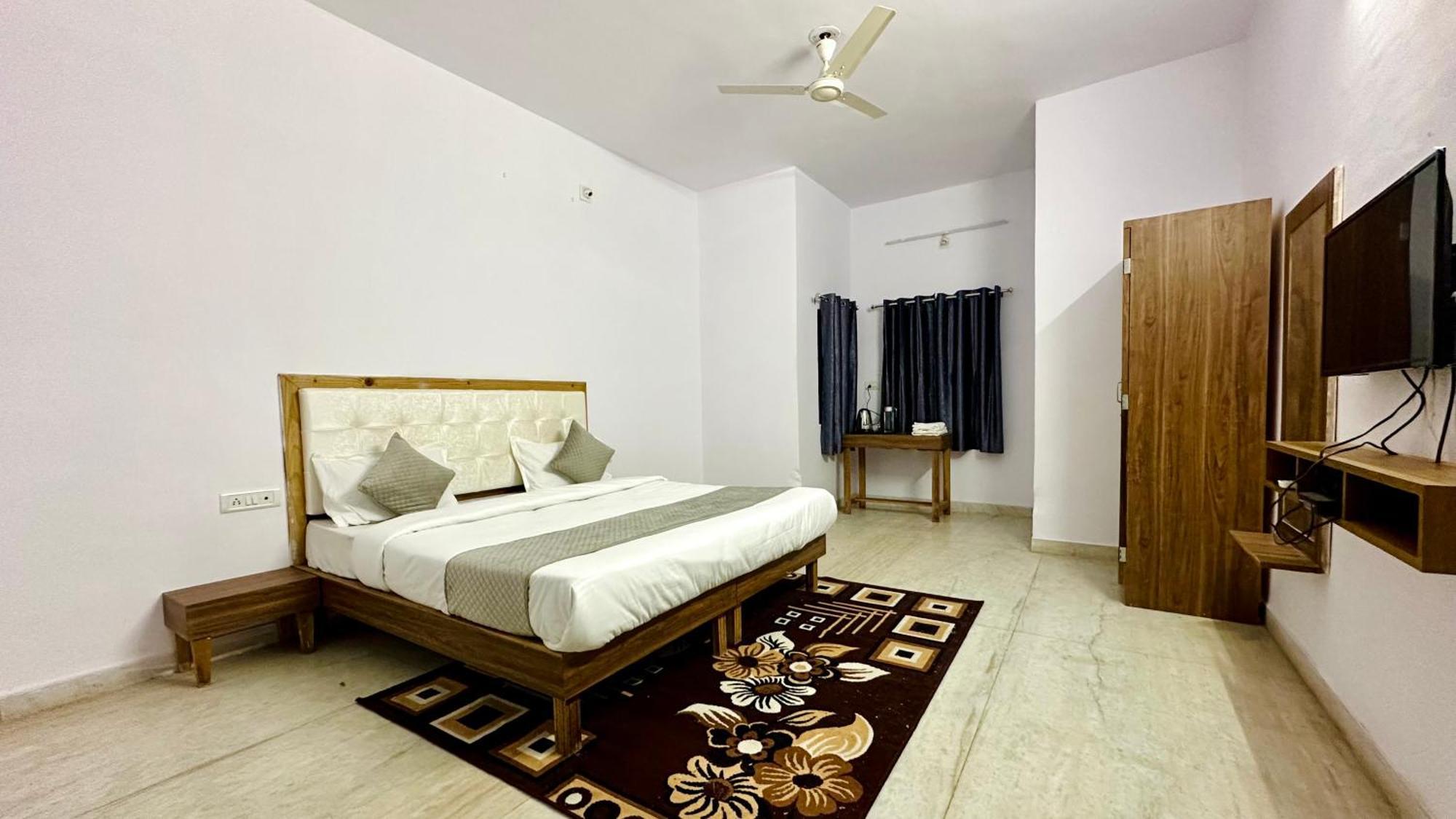 The Burj Resort Luxurious Stay Udaipur Extérieur photo
